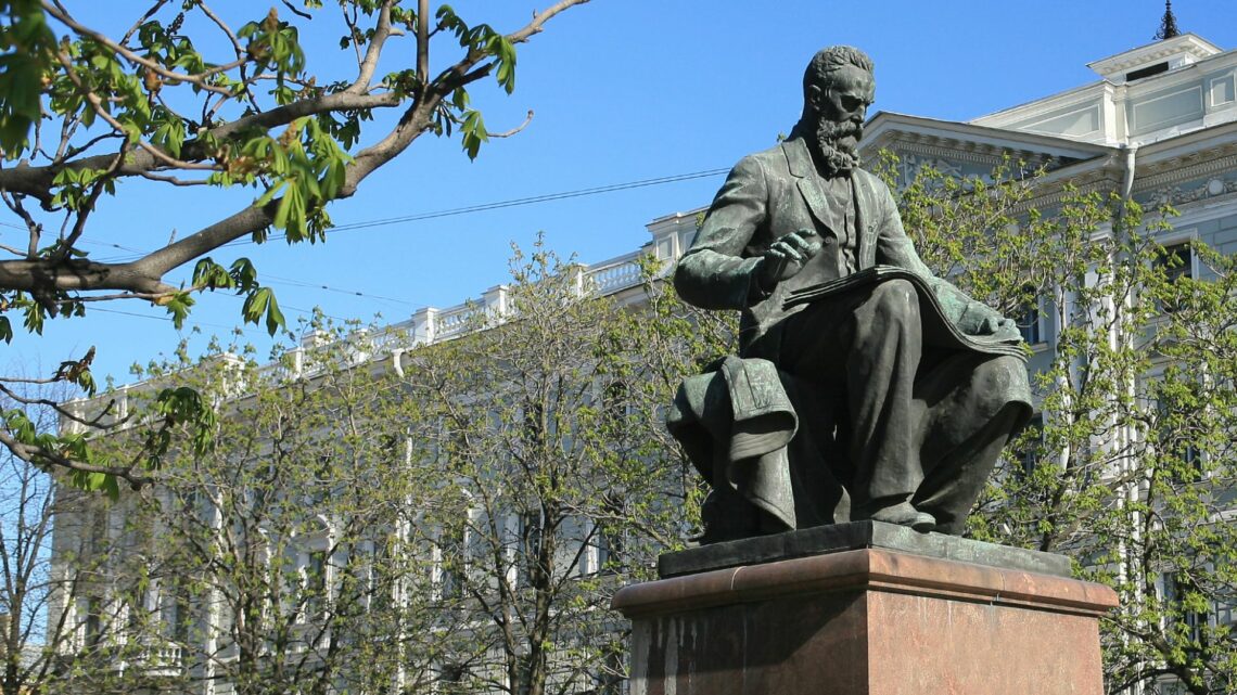 Римский-Корсаков: за 37 лет от ученика-педагога до опытного профессора.