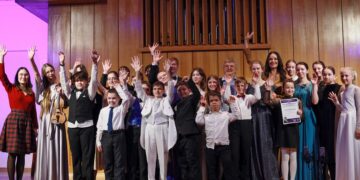 Оксана Федорова, Михаил Брызгалов, Альберт Жалилов и другие деятели культуры наградили победителей III Международного конкурса юных музыкантов «Моя Россия: музыкальное путешествие» в Музее музыки!