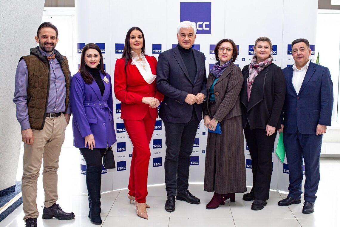 Оксана Федорова представила итоги работы своего фонда за 15 лет